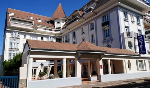 Property building, Day
