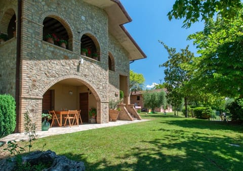 Facade/entrance, Garden view