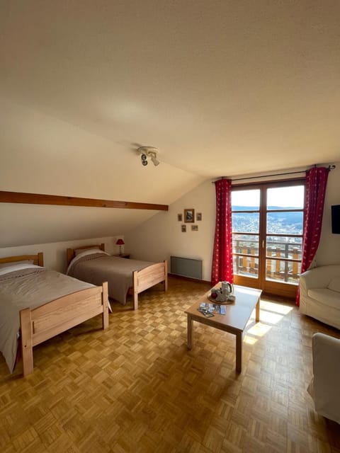 Les Hauts du Lac Bed and Breakfast in Gérardmer