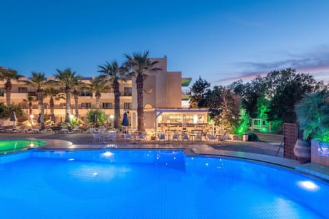 Property building, Night, Swimming pool, Sunrise