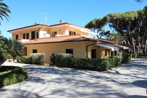 Residence Villa La Pineta Appart-hôtel in Cavo
