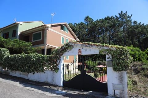 Villa Vazquez Sanxenxo La Lanzada Country House in O Salnés