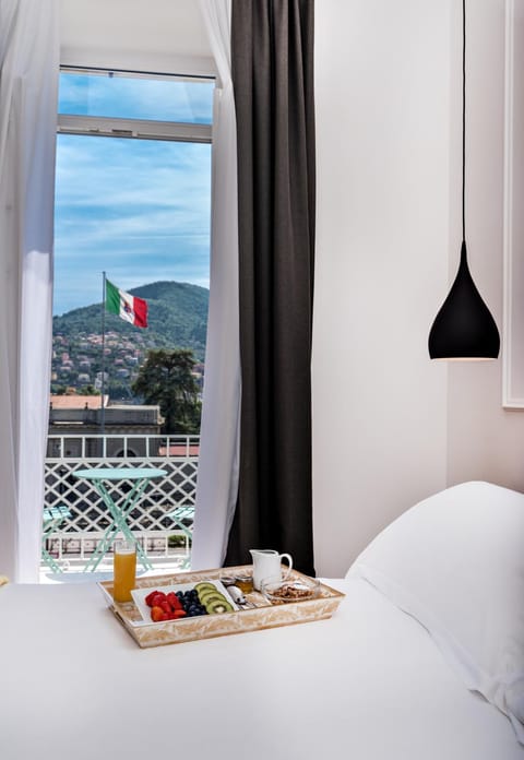 La Spezia by The First - Luxury Rooms & Suites Bed and Breakfast in La Spezia