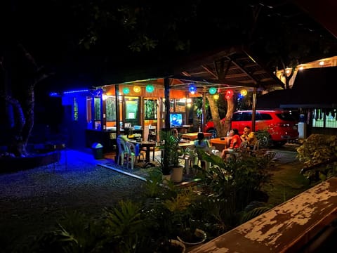 Pitaya Native Guest House Bed and Breakfast in Panglao