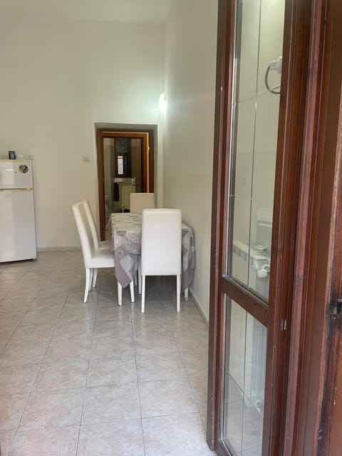 WHOLE HOLIDAY HOME APARTMENT FANTASTIC CIVITAVECCHIA da Pamino & Priscilla con due Camere letto! Apartment in Civitavecchia