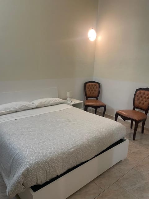 WHOLE HOLIDAY HOME APARTMENT FANTASTIC CIVITAVECCHIA da Pamino & Priscilla con due Camere letto! Apartment in Civitavecchia