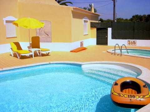 Balcony/Terrace, Swimming pool