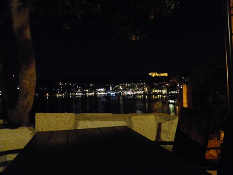 Night, Balcony/Terrace