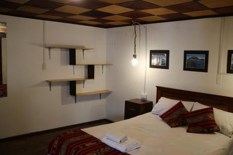 Hospedaje Los Ponchos Hostel in Otavalo
