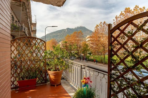 View (from property/room), Balcony/Terrace, Bedroom