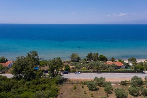 Front Beach House House in Thasos