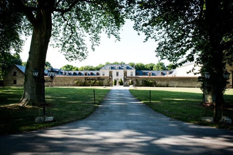 Facade/entrance, Natural landscape