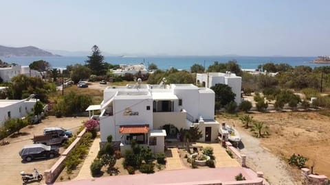 Sunshine Bed and Breakfast in Naxos