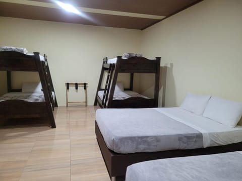 Find Land & a Rest Bed and Breakfast in Quindio, Colombia