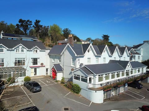 Bella Vista Hotel & Self Catering Suites Hotel in County Cork