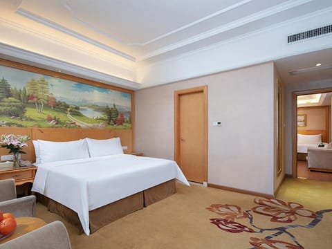 Vienna International Hotel Jiujiang Shili Street Hôtel in Hubei