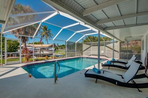 BOATERS.HOUSE Cape Coral, Florida Maison in Cape Coral