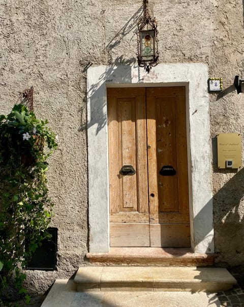 Casa L'Andrunèl Bed and Breakfast in Limone Sul Garda