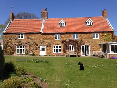 Cliff Farmhouse B&B Suites Bed and Breakfast in Hunstanton