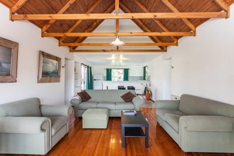 A River Bed Cottage Apartment in Aireys Inlet