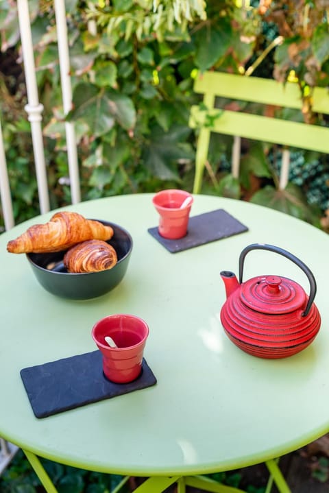 Garden, Balcony/Terrace