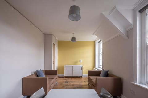 Trinity College - Campus Accommodation Hostel in Dublin