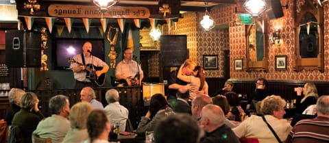 People, Evening entertainment