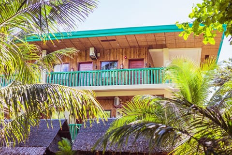 Ceazar's Place Bed and Breakfast in Central Visayas