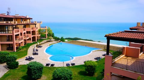 Pool view, Sea view, Swimming pool