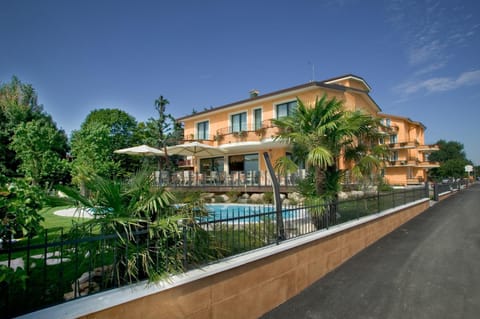 Property building, Garden, Beach, Swimming pool