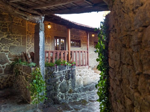 Casas de Massinos Farm Stay in Viana do Castelo District