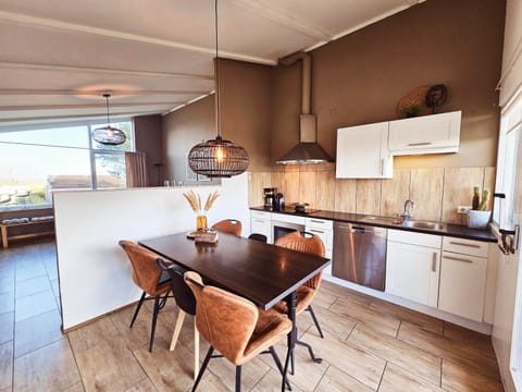 Ostrea 12 in Kamperland met Rust en Ruimte aan Zee! House in Kamperland
