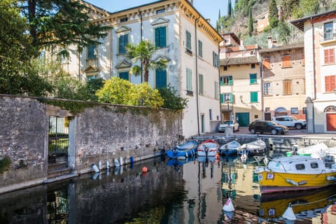 Facade/entrance, Garden view, Lake view
