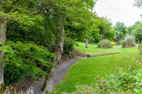 Natural landscape, Garden, On site, Location