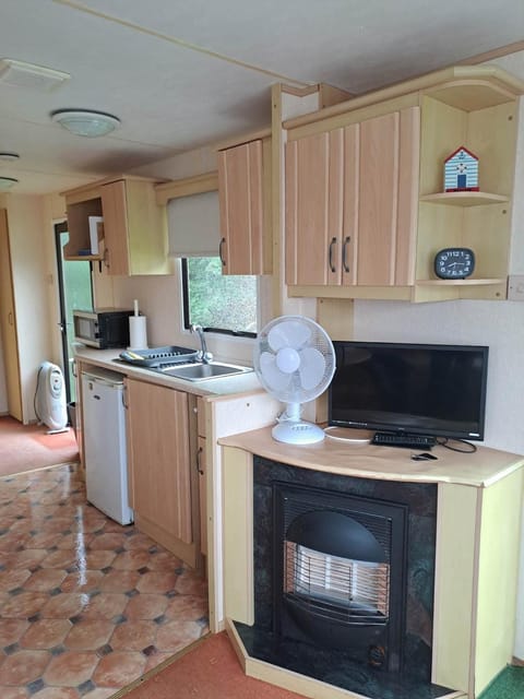 Cosy Caravan at Blackmoor Farm Campground/ 
RV Resort in Amroth