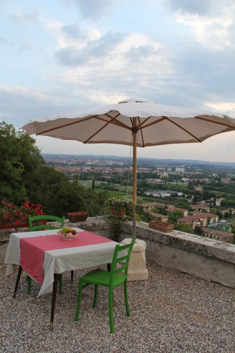 Relais Villa Ambrosetti Farm Stay in Verona
