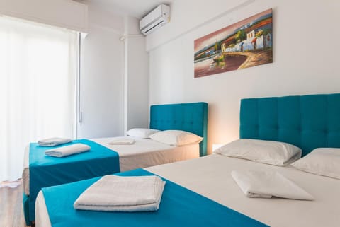Super Paradise Apartments Apartment in Athens