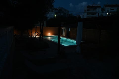 Brane Apartments with swimming pool Apartment in Zadar