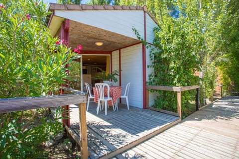 Patio, Facade/entrance, Garden