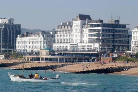 Cavendish Hotel Hôtel in Eastbourne