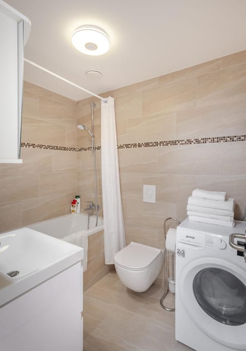 Lakeview Apartments Bled Apartment in Bled