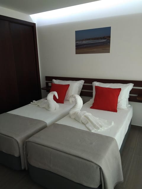 Baleal 4 Surf Bed and Breakfast in Peniche