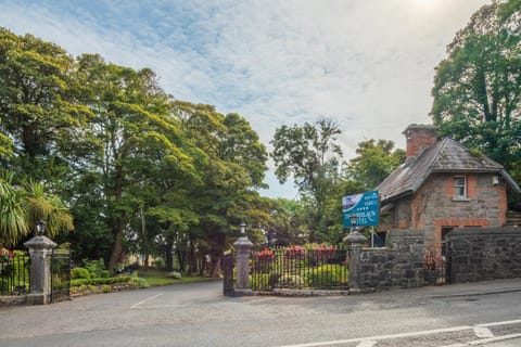 Natural landscape, Garden, Landmark view