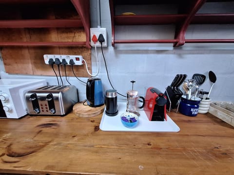 Coffee/tea facilities