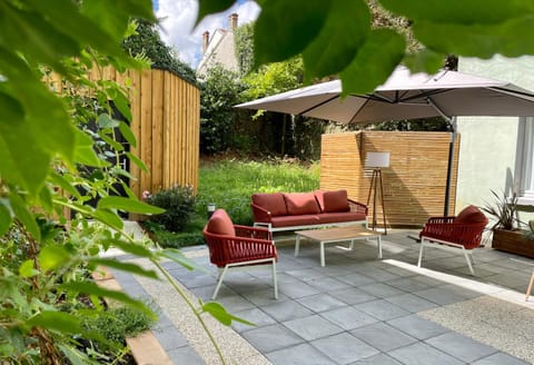 Patio, Garden, Seating area, Garden view