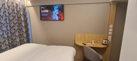 TV and multimedia, Coffee/tea facilities, Photo of the whole room