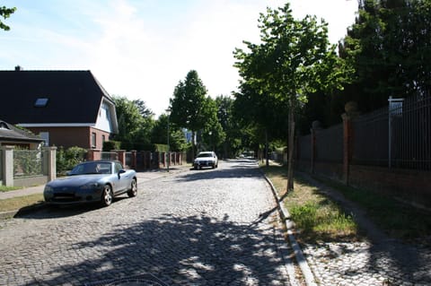 Neighbourhood, View (from property/room), Street view