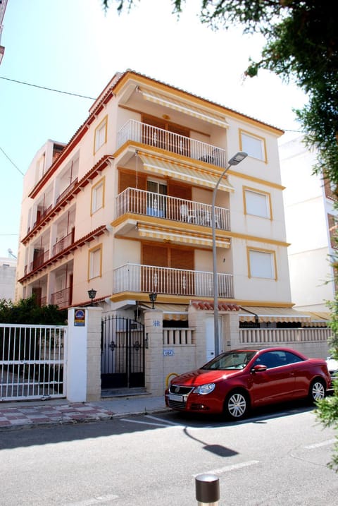 Property building, Facade/entrance