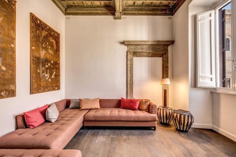 Piazza Farnese exclusive view 2 bedroom en suite Condo in Rome