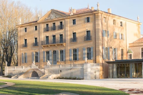 Château de Fonscolombe Hôtel in Le Puy-Sainte-Réparade
